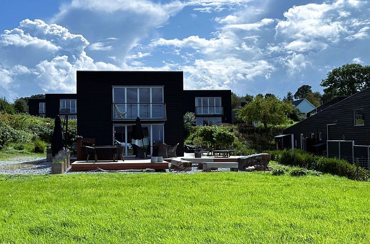 Vakantiehuis "Anny" - 100m from the sea