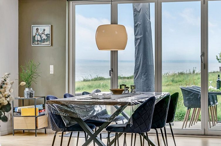 Vakantiehuis "Anny" - 100m from the sea