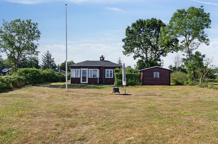Vakantiehuis "Mirkka" - 50m from the sea