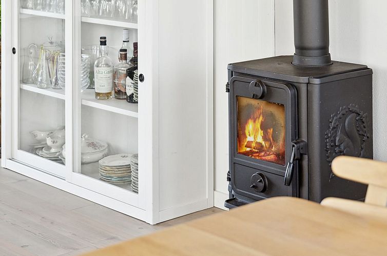 Vakantiehuis "Mirkka" - 50m from the sea