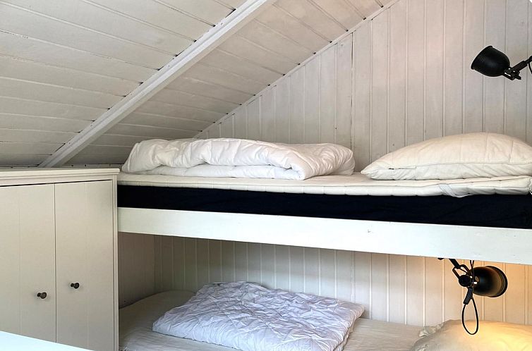 Vakantiehuis "Lovis" - 570m from the sea