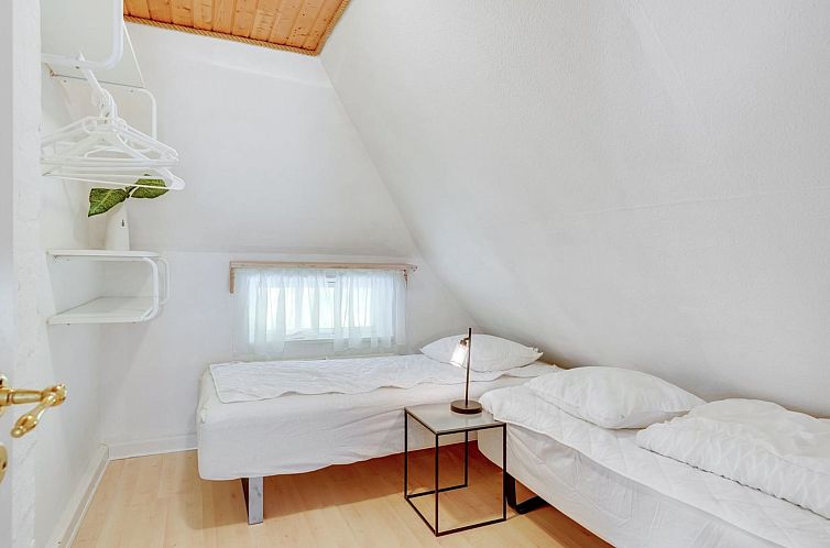 Vakantiehuis "Sirkku" - 320m from the sea