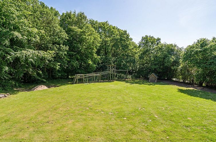 Vakantiehuis "Sirkku" - 320m from the sea