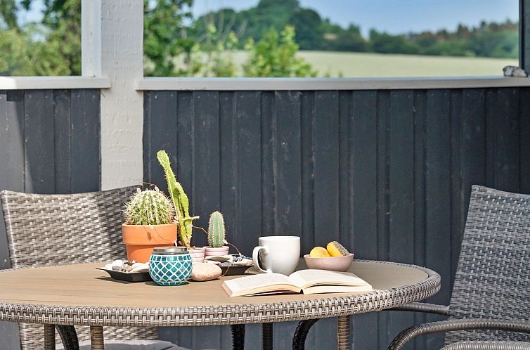 Vakantiehuis "Raija" - 400m from the sea