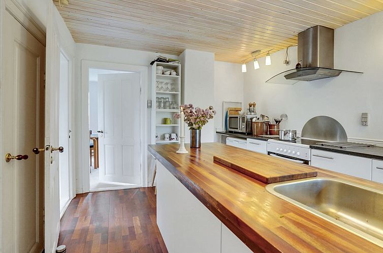 Vakantiehuis "Gytta" - 1km from the sea