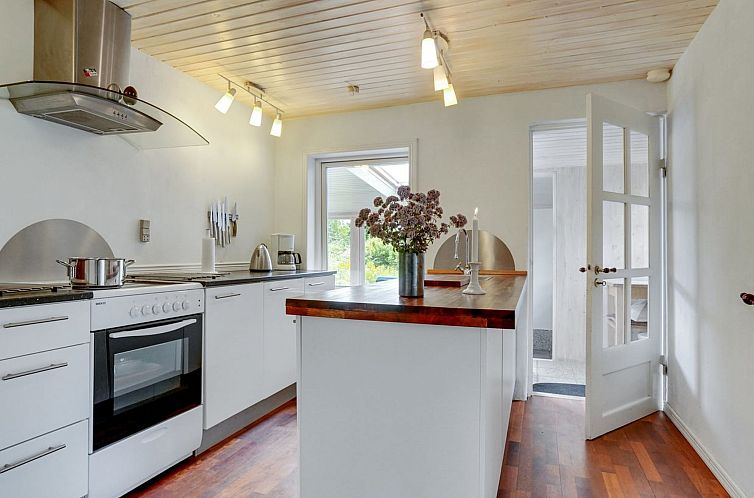 Vakantiehuis "Gytta" - 1km from the sea