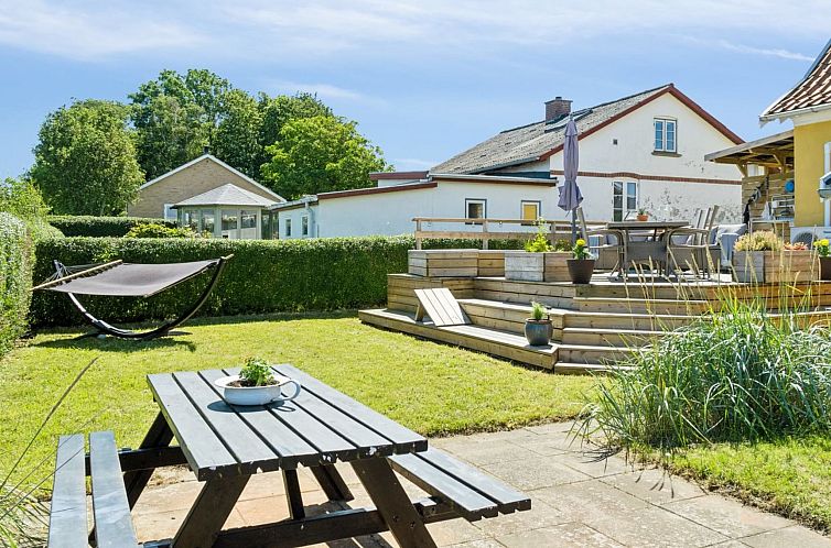 Vakantiehuis "Mari" - 150m from the sea