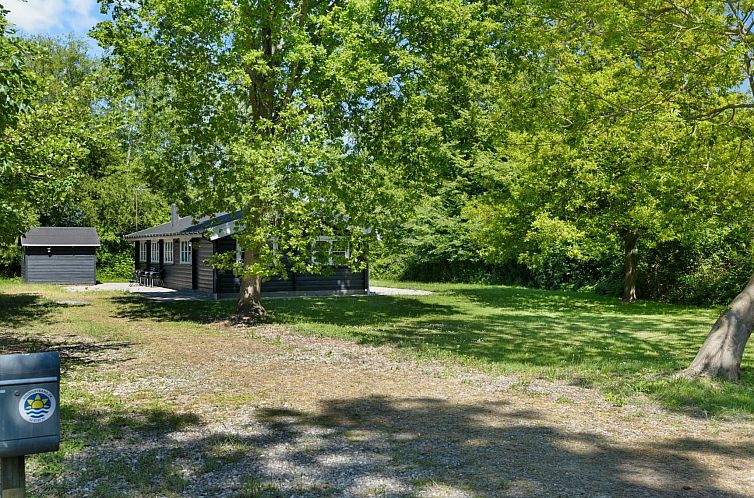 Vakantiehuis "Doris" - 150m from the sea