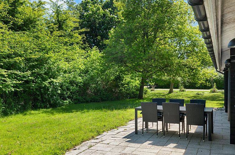 Vakantiehuis "Doris" - 150m from the sea