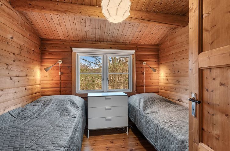 Vakantiehuis "Doris" - 150m from the sea