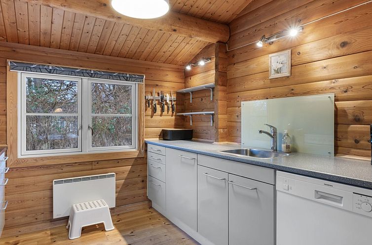 Vakantiehuis "Doris" - 150m from the sea