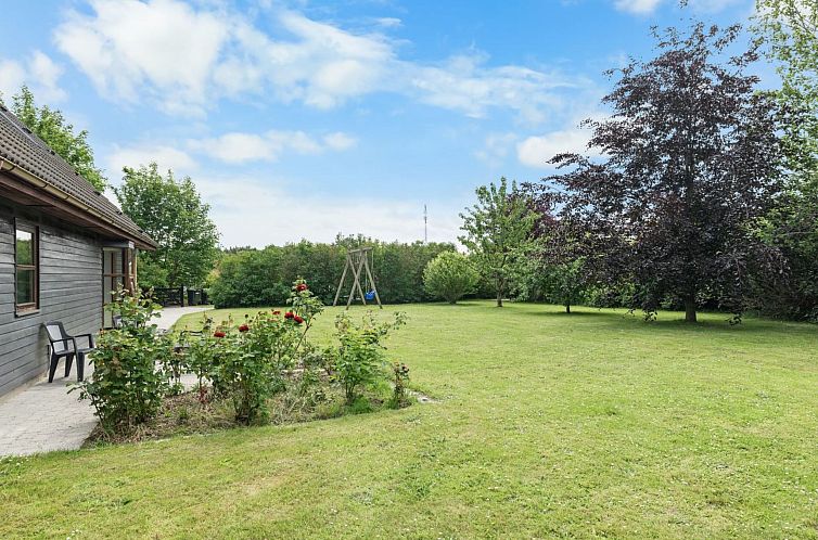 Vakantiehuis "Jorith" - 550m from the sea