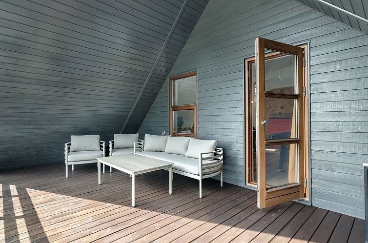 Vakantiehuis "Jorith" - 550m from the sea