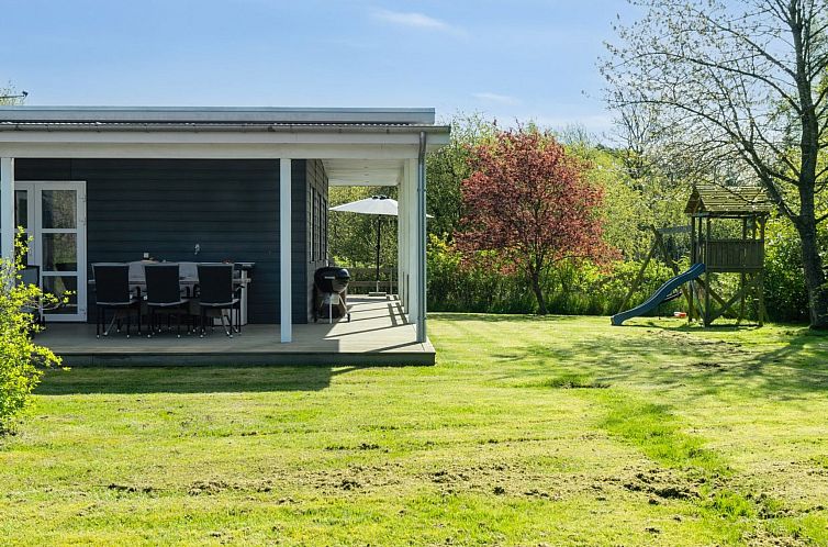 Vakantiehuis "Matilde" - 390m from the sea