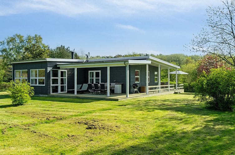 Vakantiehuis "Matilde" - 390m from the sea