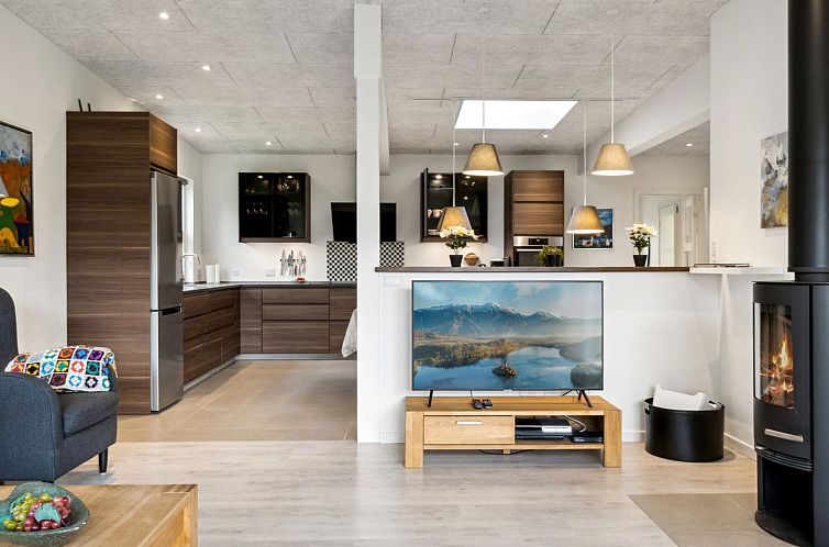 Vakantiehuis "Matilde" - 390m from the sea