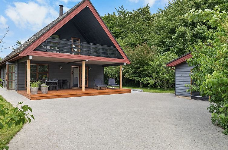 Vakantiehuis "Jorith" - 550m from the sea