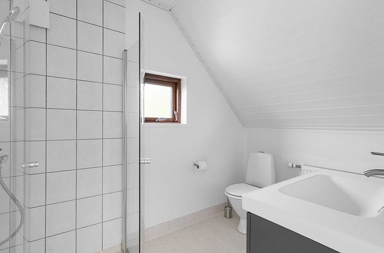 Vakantiehuis "Jorith" - 550m from the sea