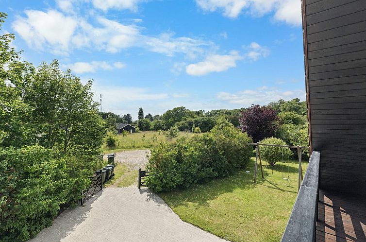 Vakantiehuis "Jorith" - 550m from the sea