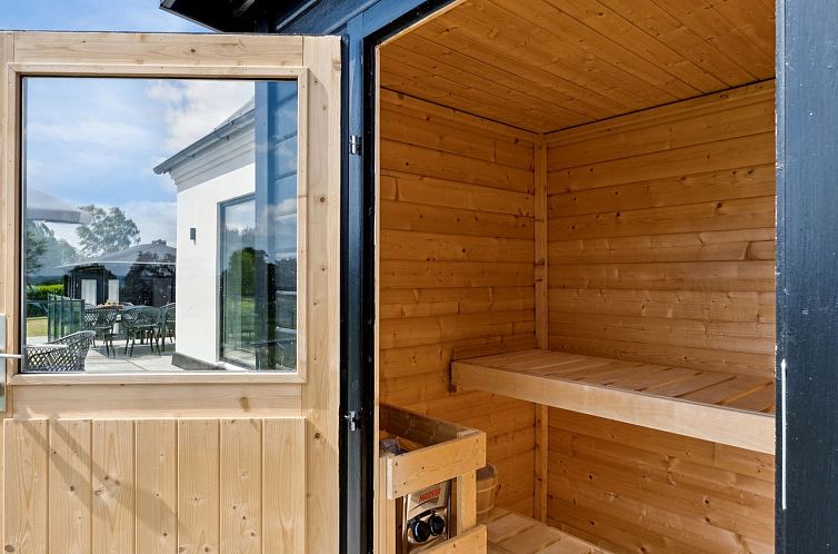 Vakantiehuis "Imilie" - 450m from the sea