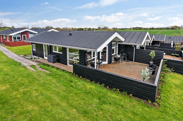 Vakantiehuis "Sointu" - 250m from the sea