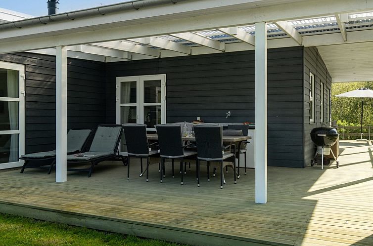 Vakantiehuis "Sointu" - 250m from the sea