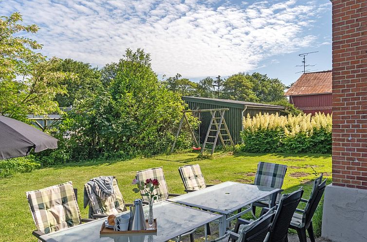 Vakantiehuis "Sirkku" - 320m from the sea