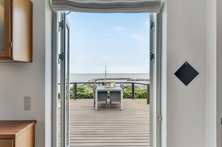 Vakantiehuis "Stefanie" - 10m from the sea