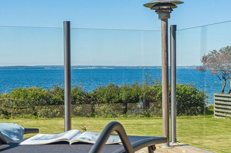 Vakantiehuis "Truels" - 2km from the sea