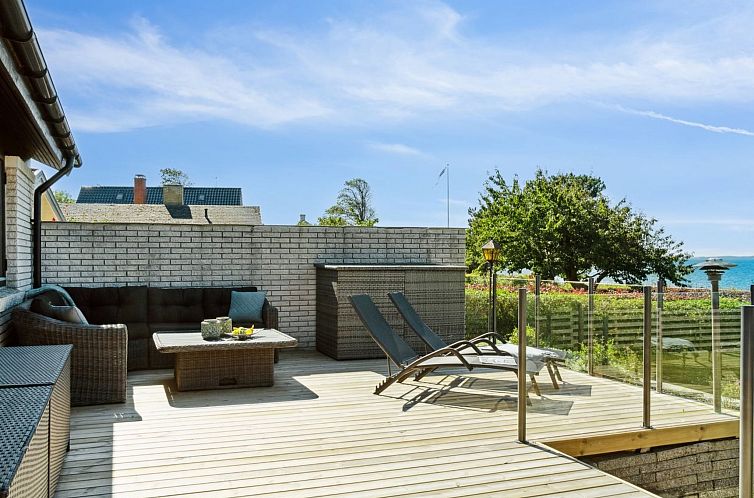 Vakantiehuis "Truels" - 2km from the sea