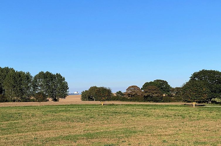 Vakantiehuis "Dana" - 525m from the sea