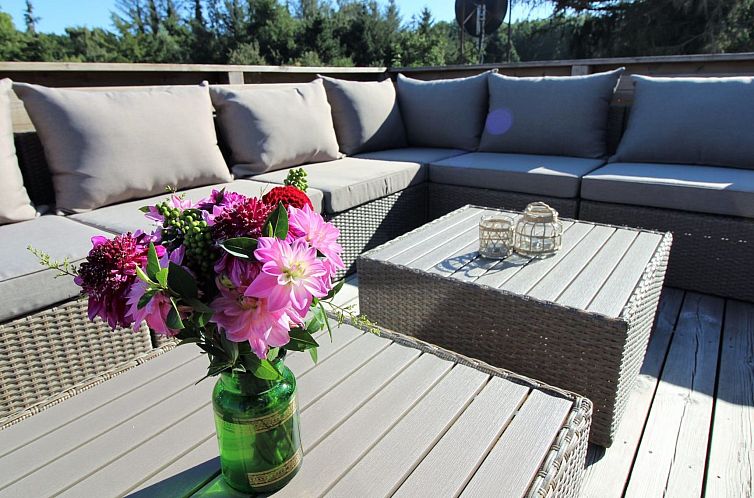 Vakantiehuis "Dana" - 525m from the sea