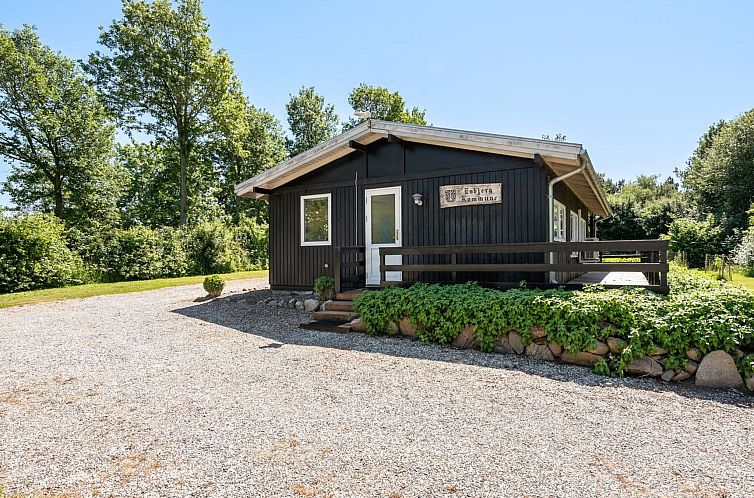 Vakantiehuis "Hasti" - 700m from the sea