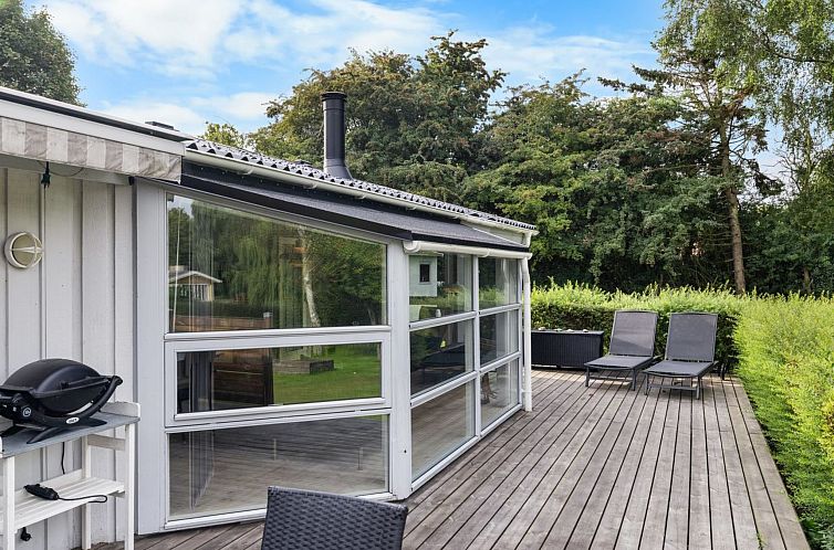 Vakantiehuis "Hasti" - 700m from the sea
