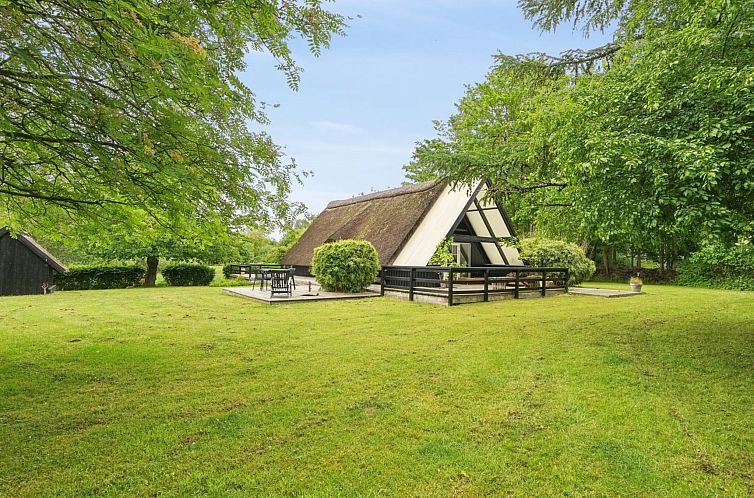 Vakantiehuis "Svenne" - 1.4km from the sea