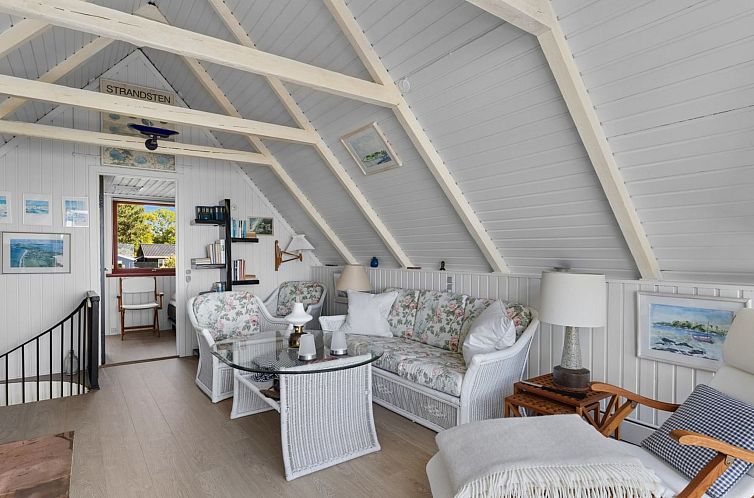 Vakantiehuis "Luci" - 20m from the sea