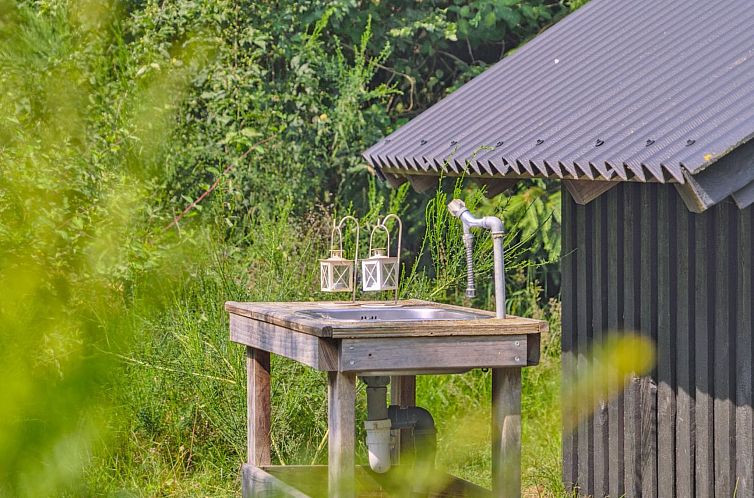 Vakantiehuis "Urban" - 140m from the sea