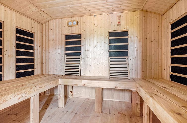 Vakantiehuis "Hardina" - 300m from the sea