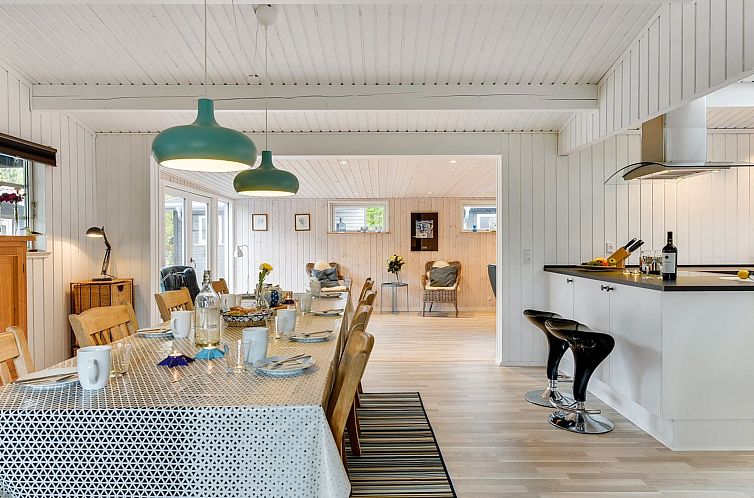 Vakantiehuis "Hardina" - 300m from the sea