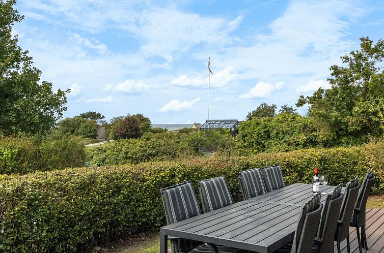 Vakantiehuis "Ina" - 210m from the sea