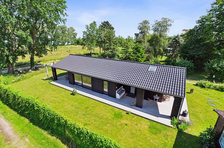 Vakantiehuis "Huldrik" - 100m from the sea