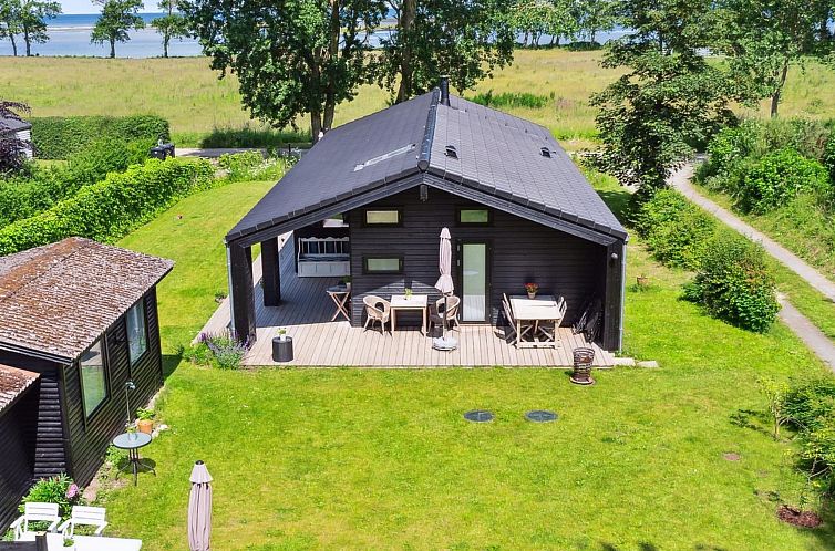 Vakantiehuis "Huldrik" - 100m from the sea