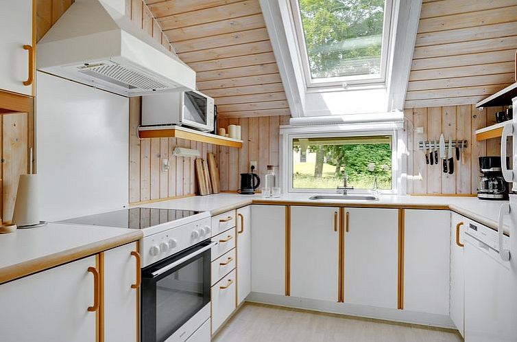 Vakantiehuis "Maard" - 325m from the sea