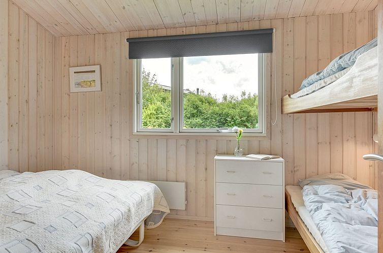 Vakantiehuis "Jenny" - 140m from the sea