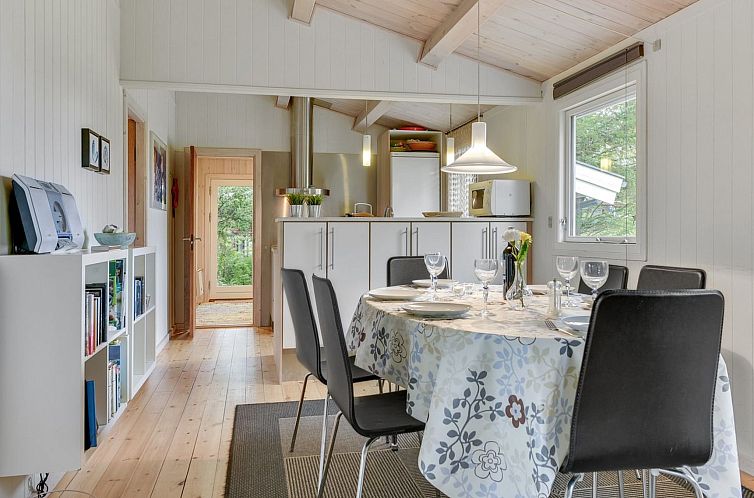 Vakantiehuis "Jenny" - 140m from the sea