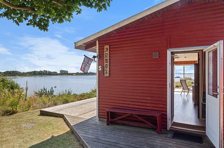 Vakantiehuis "Rajna" - 30m from the sea