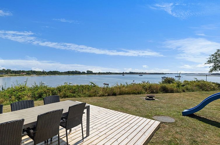 Vakantiehuis "Rajna" - 30m from the sea