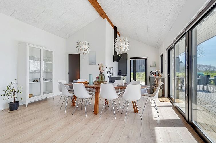 Vakantiehuis "Haley" - 150m from the sea