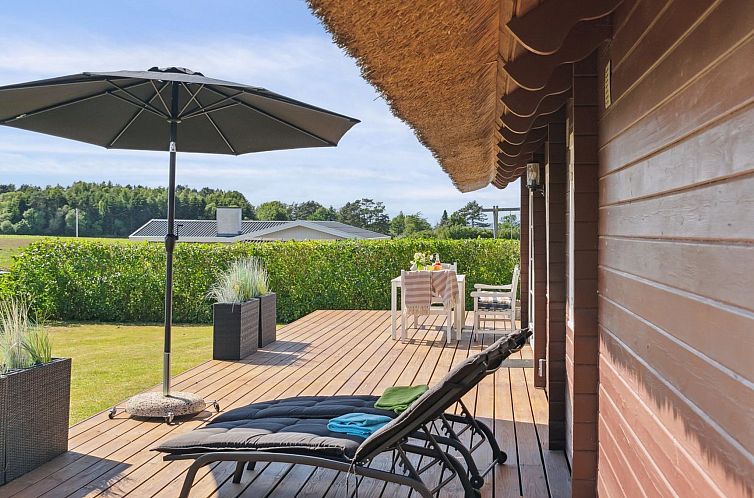 Vakantiehuis "Ginnie" - 300m from the sea