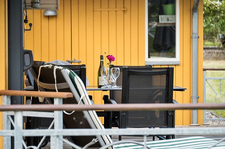 Vakantiehuis "Ginnie" - 300m from the sea